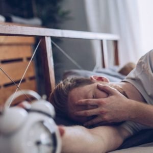 10 Tips for a Better Morning for People Who Oversleep